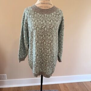 T.Q.‎ Women's Mint Green/Gray Vintage  80's vibe long sweater Size M
